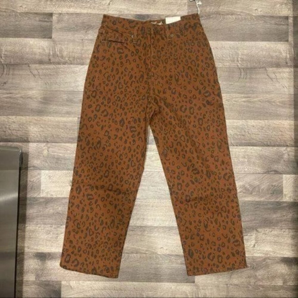 A New Day Leopard Print High Rise Straight Leg Crop Jeans Size 8 - Picture 7 of 15